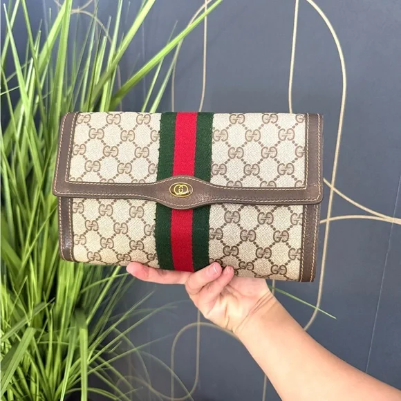 Authentic Gucci clutch converted into a crossbody bag brown monogram canvas - Picture 3 of 16